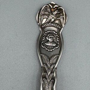 Vintage George Washington Commemorative Spoon, Silver Plate, WM Rogers & Son, 6"